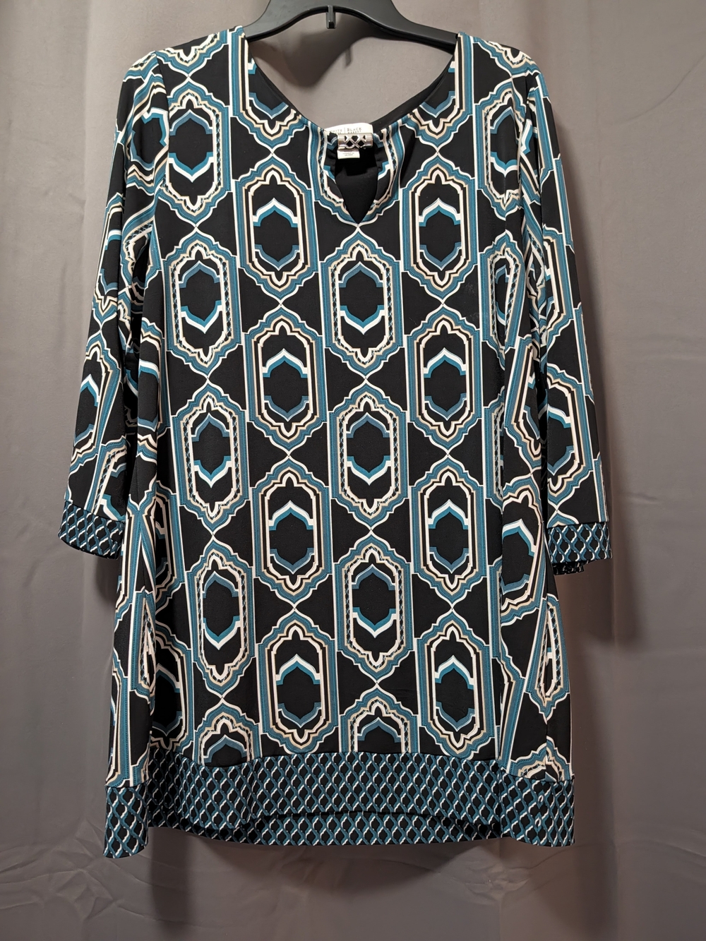 White House Black Market Black & Teal Geometric Shift Blouse